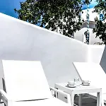 Daire Bonita Santorini Cave *