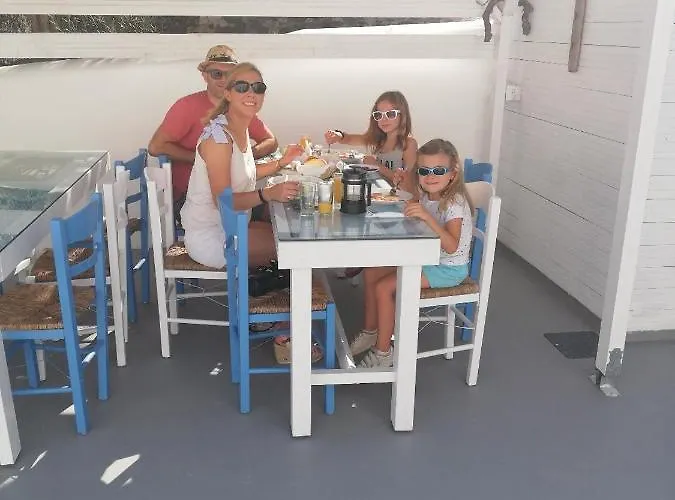 Bonita Santorini Cave Exo Gonia