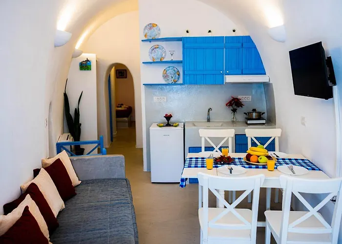 Bonita Santorini Cave * Exo Gonia