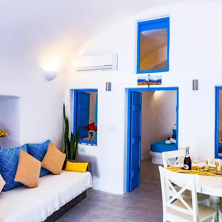 Bonita Santorini Cave * Éxo Goniá